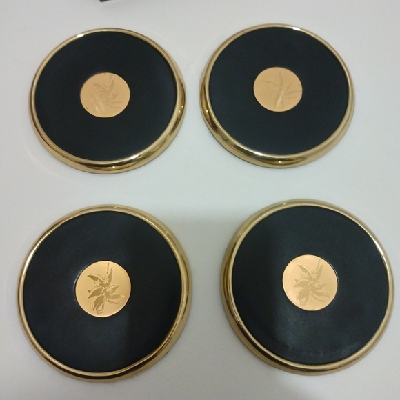 Classic Executives Golden Golf Coasters & Par Mug - Picture 6 of 15